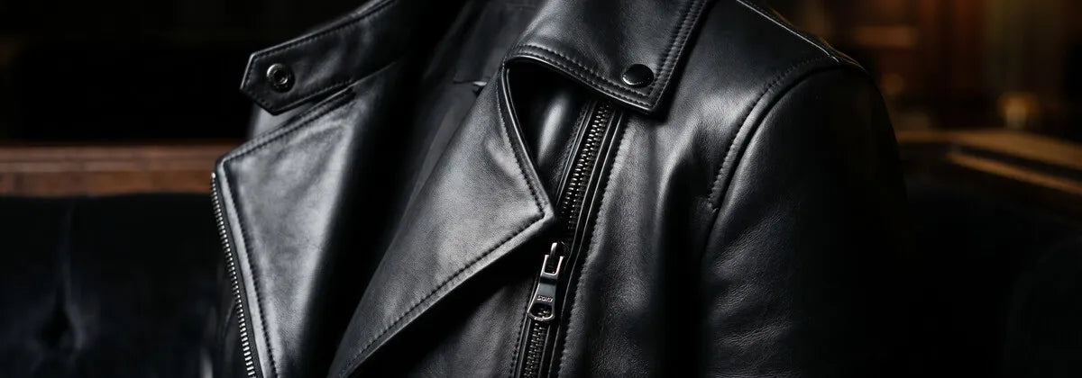 Le Blouson en Cuir Noir pour Femme