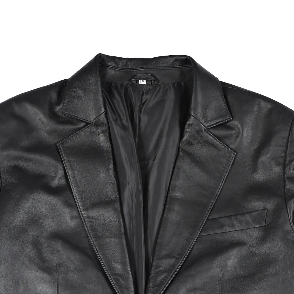 SE PORTE COMME UNE VESTE DE COSTUME